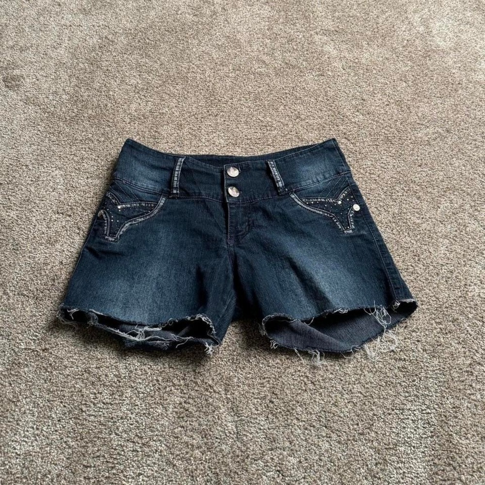 Y2K‎ STYLE "BEDAZZLED" DISTRESSED JEANS SHORTS